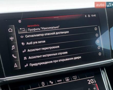 Ауди С8 2022 в Киеве на Automoto.ua Черный Ауди С8, объемом двигателя 4 л и пробегом 85 тыс. км за 102000 $, фото 46 на Automoto.ua
