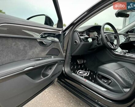 Черный Ауди С8, объемом двигателя 4 л и пробегом 43 тыс. км за 115500 $, фото 40 на Automoto.ua