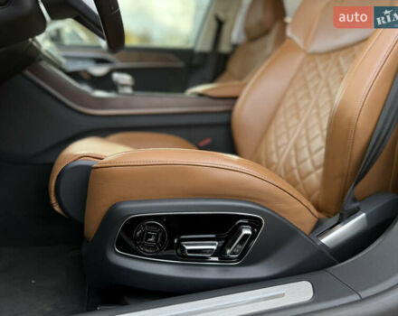 Чорний Ауді S8, об'ємом двигуна 4 л та пробігом 115 тис. км за 88900 $, фото 29 на Automoto.ua