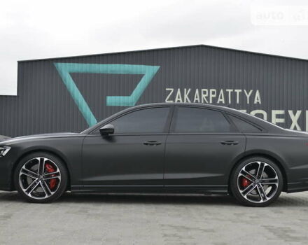 Черный Ауди С8, объемом двигателя 4 л и пробегом 16 тыс. км за 142500 $, фото 15 на Automoto.ua