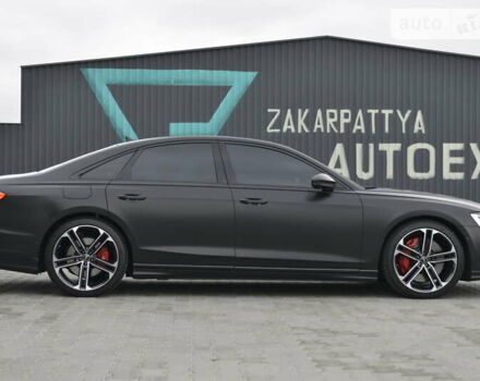 Черный Ауди С8, объемом двигателя 4 л и пробегом 16 тыс. км за 142500 $, фото 12 на Automoto.ua