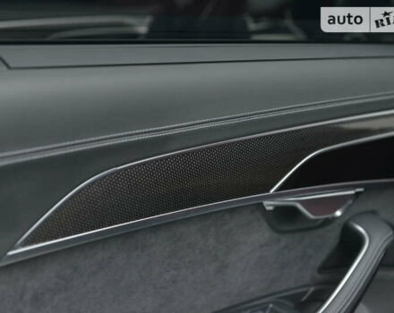 Черный Ауди С8, объемом двигателя 4 л и пробегом 16 тыс. км за 142500 $, фото 41 на Automoto.ua