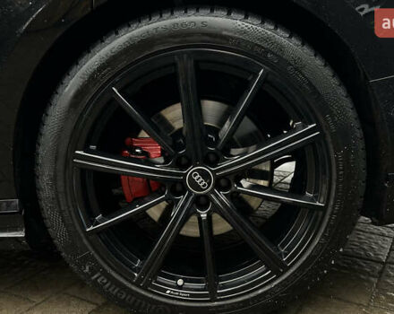 Черный Ауди С8, объемом двигателя 4 л и пробегом 46 тыс. км за 93000 $, фото 10 на Automoto.ua