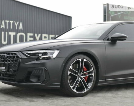 Черный Ауди С8, объемом двигателя 4 л и пробегом 16 тыс. км за 142500 $, фото 16 на Automoto.ua