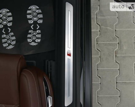 Черный Ауди С8, объемом двигателя 4 л и пробегом 16 тыс. км за 142500 $, фото 58 на Automoto.ua