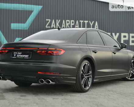 Черный Ауди С8, объемом двигателя 4 л и пробегом 16 тыс. км за 142500 $, фото 11 на Automoto.ua
