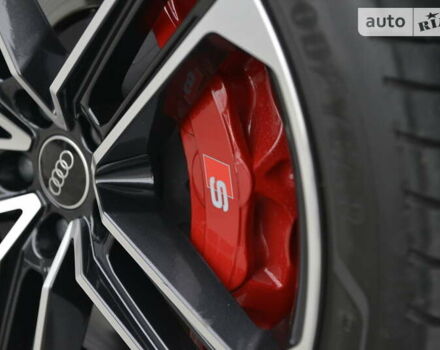 Черный Ауди С8, объемом двигателя 4 л и пробегом 16 тыс. км за 142500 $, фото 18 на Automoto.ua