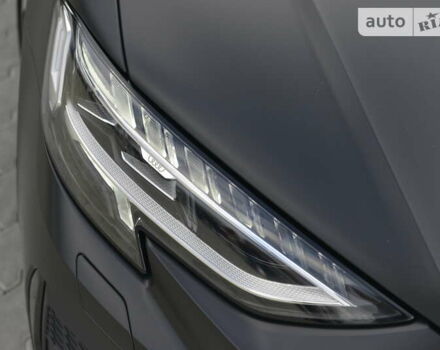 Черный Ауди С8, объемом двигателя 4 л и пробегом 16 тыс. км за 142500 $, фото 64 на Automoto.ua