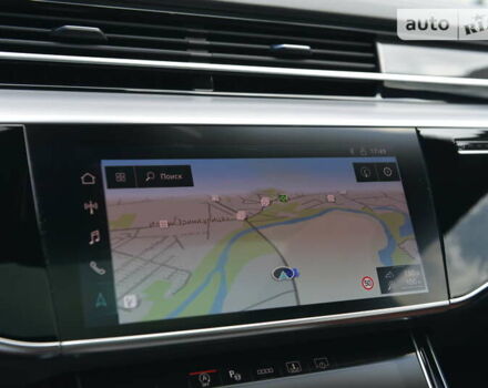 Черный Ауди С8, объемом двигателя 4 л и пробегом 16 тыс. км за 142500 $, фото 77 на Automoto.ua