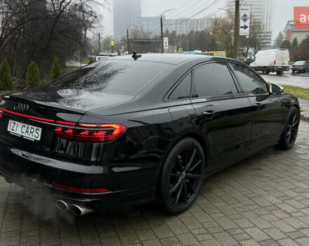 Черный Ауди С8, объемом двигателя 4 л и пробегом 46 тыс. км за 93000 $, фото 6 на Automoto.ua