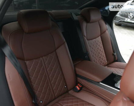 Черный Ауди С8, объемом двигателя 4 л и пробегом 16 тыс. км за 142500 $, фото 49 на Automoto.ua