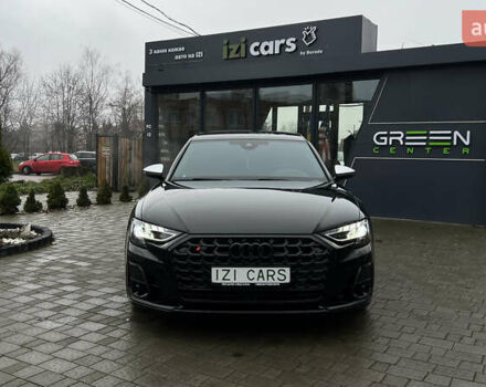 Черный Ауди С8, объемом двигателя 4 л и пробегом 46 тыс. км за 93000 $, фото 1 на Automoto.ua