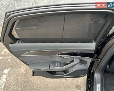 Чорний Ауді S8, об'ємом двигуна 4 л та пробігом 2 тис. км за 158000 $, фото 20 на Automoto.ua