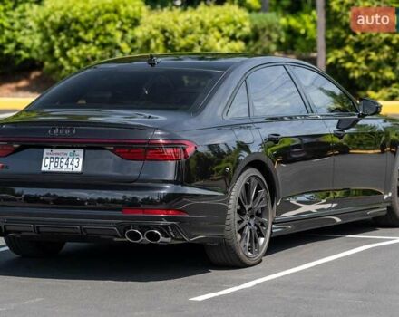Чорний Ауді S8, об'ємом двигуна 4 л та пробігом 98 тис. км за 98286 $, фото 5 на Automoto.ua