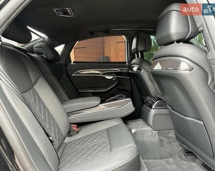 Чорний Ауді S8, об'ємом двигуна 4 л та пробігом 2 тис. км за 158000 $, фото 25 на Automoto.ua