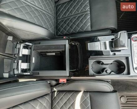 Чорний Ауді S8, об'ємом двигуна 4 л та пробігом 98 тис. км за 98286 $, фото 16 на Automoto.ua
