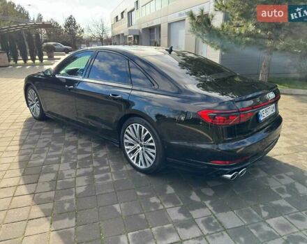 Черный Ауди С8, объемом двигателя 4 л и пробегом 28 тыс. км за 149000 $, фото 16 на Automoto.ua