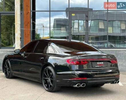 Чорний Ауді S8, об'ємом двигуна 4 л та пробігом 2 тис. км за 158000 $, фото 6 на Automoto.ua