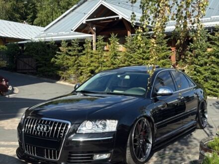 Ауди С8 2009 в Киеве на Automoto.ua Черный Ауди С8, объемом двигателя 5.2 л и пробегом 150 тыс. км за 20000 $, фото 1 на Automoto.ua