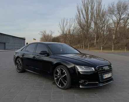 Ауди С8 2012 в Киеве на Automoto.ua Черный Ауди С8, объемом двигателя 3.99 л и пробегом 19 тыс. км за 22900 $, фото 1 на Automoto.ua