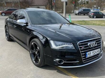 Ауди С8 2013 в Виннице на Automoto.ua Черный Ауди С8, объемом двигателя 4 л и пробегом 205 тыс. км за 30000 $, фото 1 на Automoto.ua