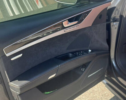 Ауді S8, об'ємом двигуна 3.99 л та пробігом 106 тис. км за 40000 $, фото 5 на Automoto.ua