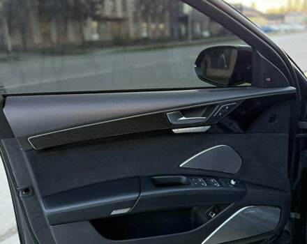 Ауди С8, объемом двигателя 3.99 л и пробегом 217 тыс. км за 40500 $, фото 5 на Automoto.ua