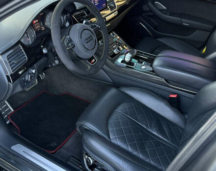 Ауди С8, объемом двигателя 3.99 л и пробегом 217 тыс. км за 40500 $, фото 6 на Automoto.ua