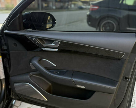 Ауди С8, объемом двигателя 3.99 л и пробегом 217 тыс. км за 40500 $, фото 11 на Automoto.ua