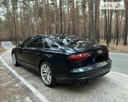 Ауди С8, объемом двигателя 4 л и пробегом 58 тыс. км за 89485 $, фото 2 на Automoto.ua