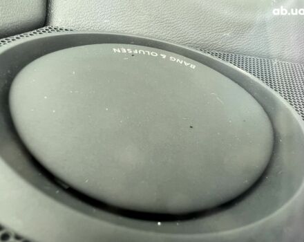 Ауди С8, объемом двигателя 4 л и пробегом 49 тыс. км за 91943 $, фото 22 на Automoto.ua