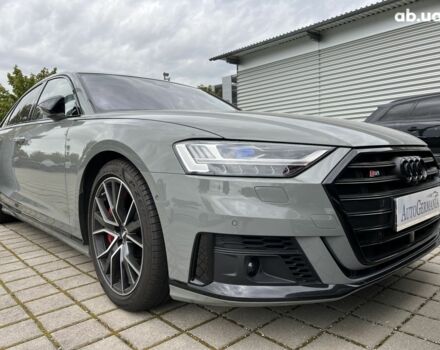 Ауди С8, объемом двигателя 4 л и пробегом 49 тыс. км за 91943 $, фото 3 на Automoto.ua