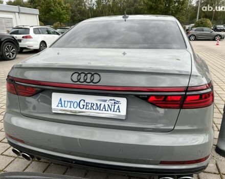 Ауди С8, объемом двигателя 4 л и пробегом 49 тыс. км за 91943 $, фото 4 на Automoto.ua