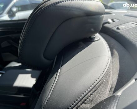 Ауди С8, объемом двигателя 4 л и пробегом 19 тыс. км за 106724 $, фото 2 на Automoto.ua