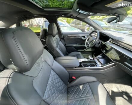 Ауди С8, объемом двигателя 4 л и пробегом 19 тыс. км за 106724 $, фото 39 на Automoto.ua