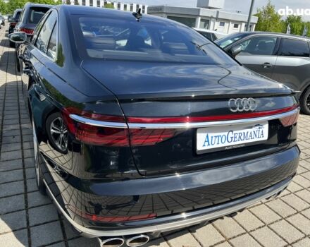 Ауди С8, объемом двигателя 4 л и пробегом 19 тыс. км за 106724 $, фото 4 на Automoto.ua