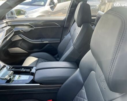 Ауди С8, объемом двигателя 4 л и пробегом 19 тыс. км за 106724 $, фото 29 на Automoto.ua