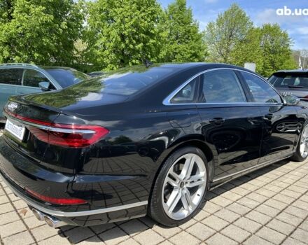 Ауди С8, объемом двигателя 4 л и пробегом 19 тыс. км за 106724 $, фото 8 на Automoto.ua
