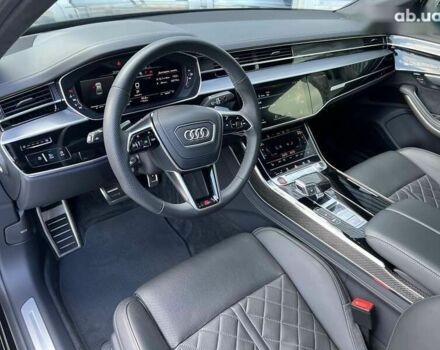 Ауди С8, объемом двигателя 4 л и пробегом 90 тыс. км за 94000 $, фото 18 на Automoto.ua
