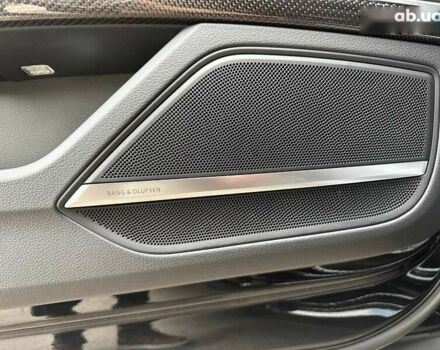 Ауди С8, объемом двигателя 0 л и пробегом 2 тыс. км за 158000 $, фото 15 на Automoto.ua