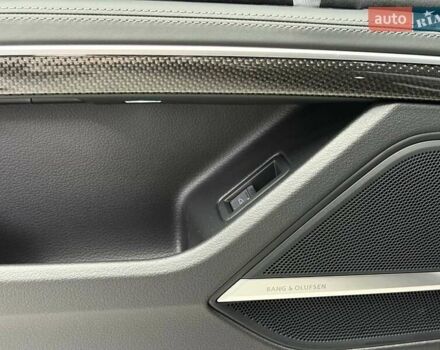 Ауди С8, объемом двигателя 4 л и пробегом 1 тыс. км за 151900 $, фото 21 на Automoto.ua