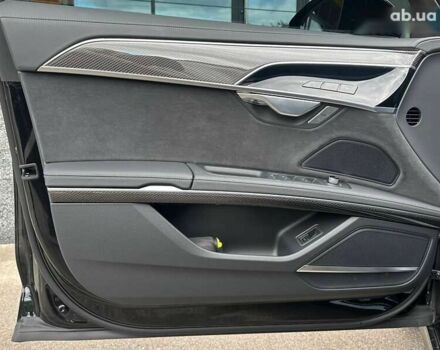 Ауди С8, объемом двигателя 0 л и пробегом 2 тыс. км за 158000 $, фото 13 на Automoto.ua