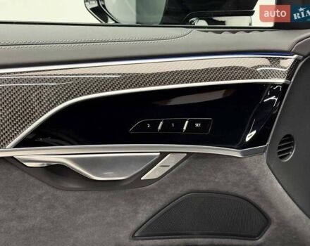 Ауди С8, объемом двигателя 4 л и пробегом 1 тыс. км за 151900 $, фото 20 на Automoto.ua