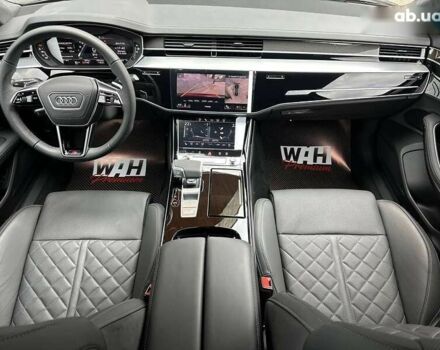 Ауди С8, объемом двигателя 0 л и пробегом 2 тыс. км за 158000 $, фото 26 на Automoto.ua