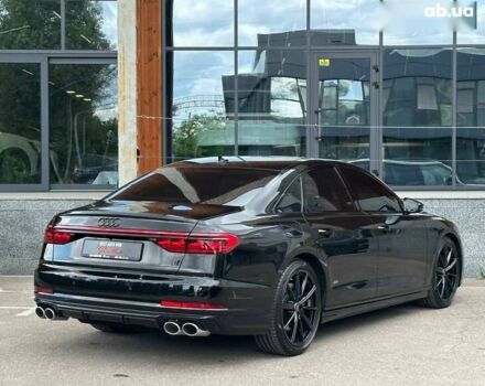 Ауди С8, объемом двигателя 0 л и пробегом 2 тыс. км за 158000 $, фото 8 на Automoto.ua