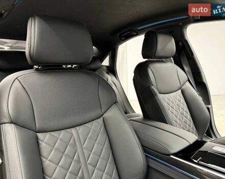 Ауди С8, объемом двигателя 4 л и пробегом 1 тыс. км за 151900 $, фото 76 на Automoto.ua