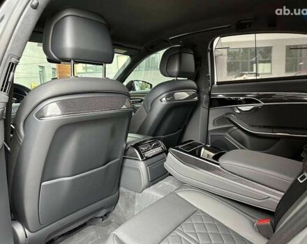 Ауди С8, объемом двигателя 0 л и пробегом 2 тыс. км за 158000 $, фото 21 на Automoto.ua