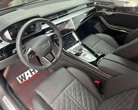 Ауди С8, объемом двигателя 0 л и пробегом 2 тыс. км за 158000 $, фото 16 на Automoto.ua