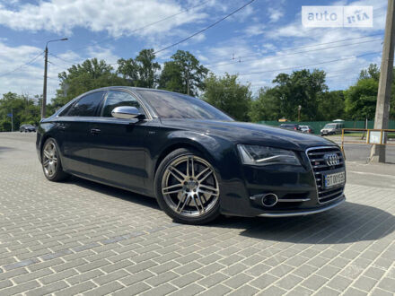 Ауді S8 2012 у Києві на Automoto.ua Ауді S8, об'ємом двигуна 4 л та пробігом 225 тис. км за 23500 $, фото 1 на Automoto.ua