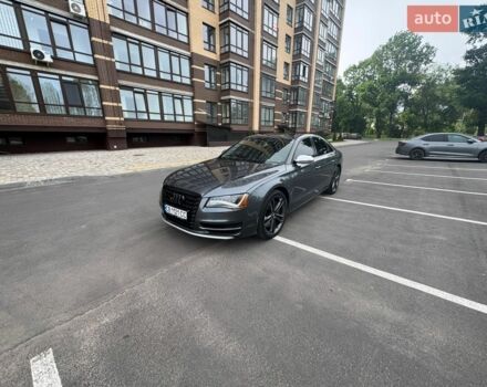 Ауди С8, объемом двигателя 4 л и пробегом 256 тыс. км за 19999 $, фото 1 на Automoto.ua